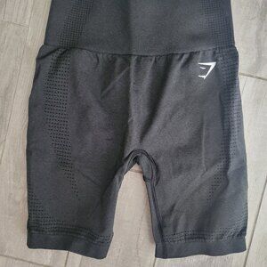 GYMSHARK Vital Seamless Black 7" Shorts M Body Fit New never worn